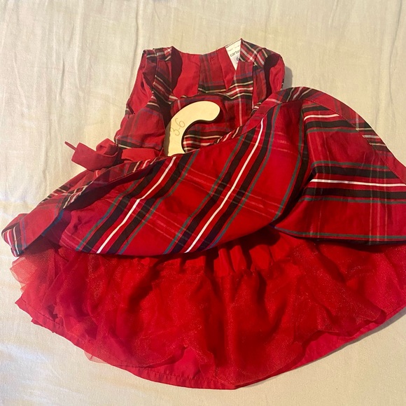 6 month Christmas dress - Picture 2 of 2